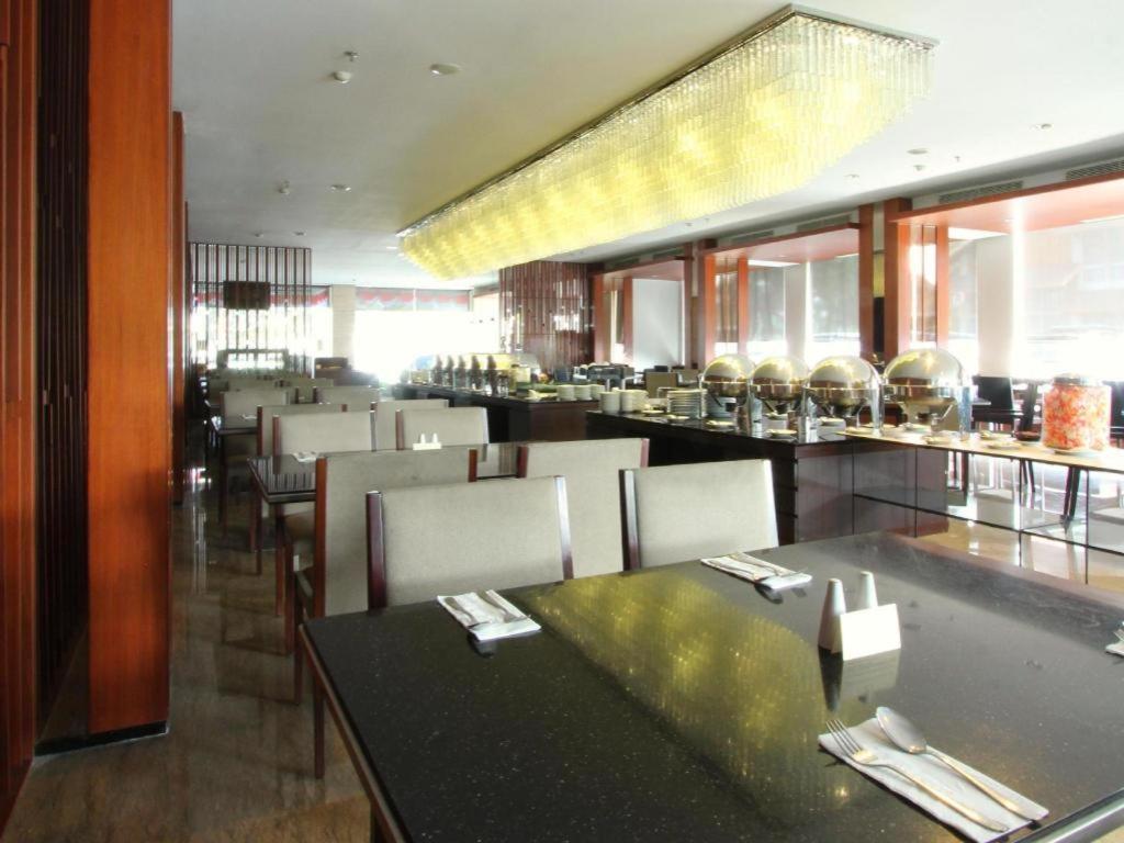 Mitra Bandung Hotel Екстер'єр фото