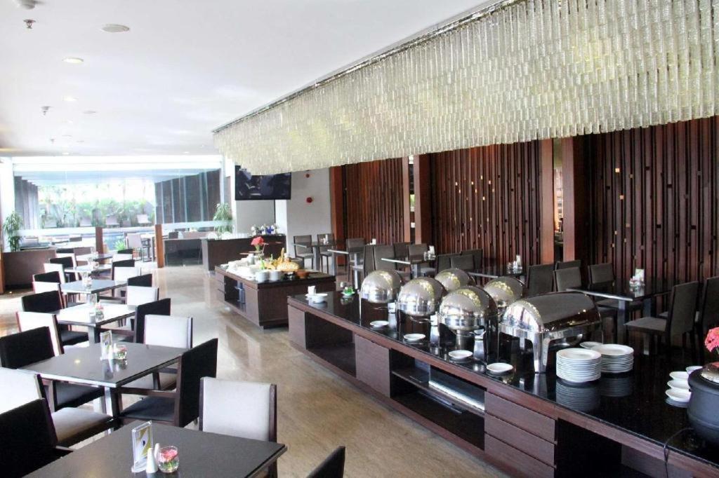 Mitra Bandung Hotel Екстер'єр фото