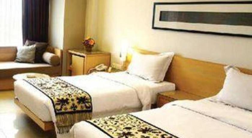 Mitra Bandung Hotel Екстер'єр фото