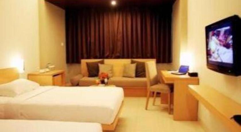 Mitra Bandung Hotel Екстер'єр фото
