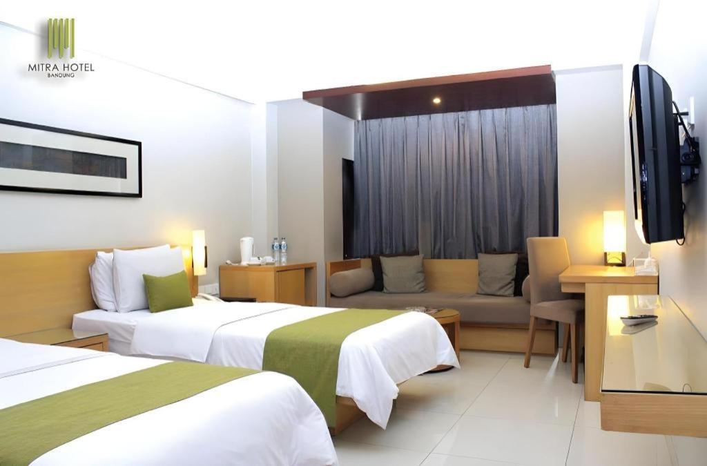 Mitra Bandung Hotel Екстер'єр фото