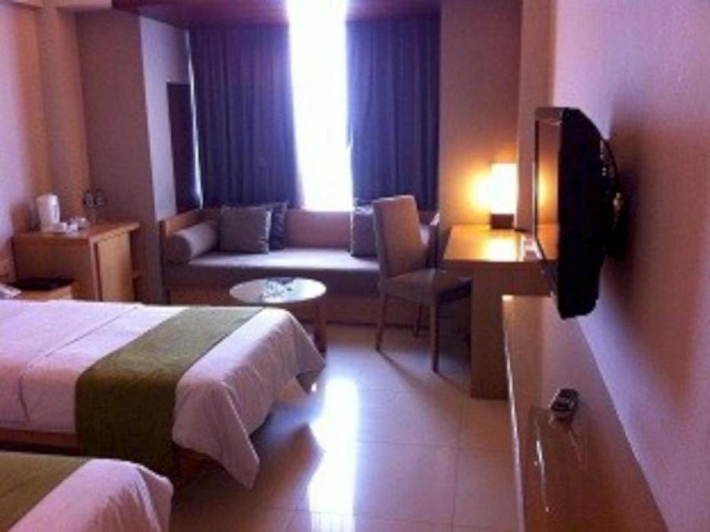 Mitra Bandung Hotel Екстер'єр фото